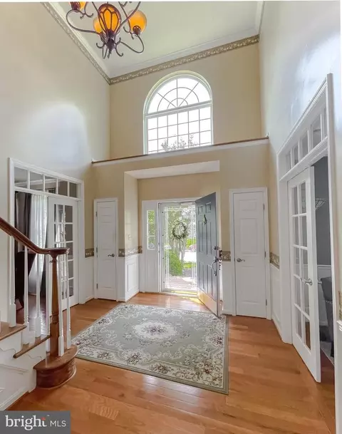 Entry Way - 1205 Cornwall Dr, La Plata, MD 20646 photo 3 of 13