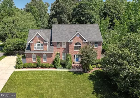 1205 Cornwall Dr, La Plata, MD 20646