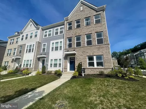 6964 Farragut Dr, Bryans Road, MD 20616