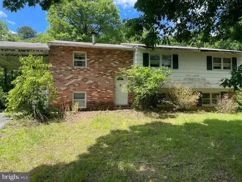 3755 Laurel Dr, Indian Head, MD 20640
