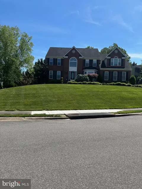 100 Middlesex Ct, La Plata, MD 20646