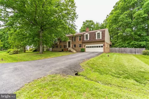 1411 Redwood Cir, La Plata, MD 20646