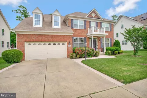 10420 Silvervine Ct, Waldorf, MD 20603