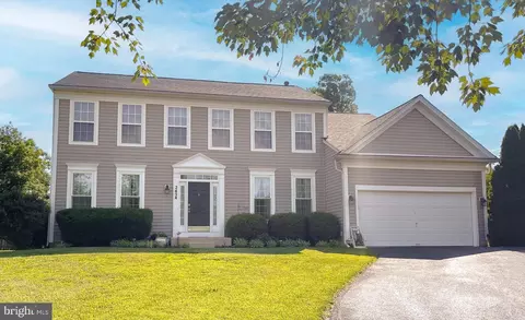 2454 Kenmore Ct, Waldorf, MD 20603