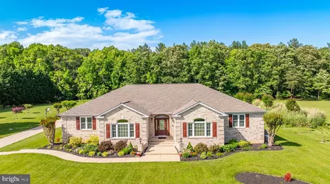 13800 Ballantrae Ln, Waldorf, MD 20601