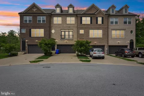 2858 Golden Gate Ct, Waldorf, MD 20601