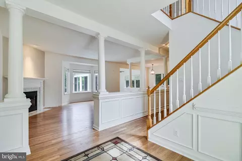 Entry Way - 11702 Wollaston Cir, Swan Point, MD 20645 photo 2 of 10