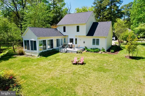 Exterior - 11702 Wollaston Cir, Swan Point, MD 20645 photo 3 of 11