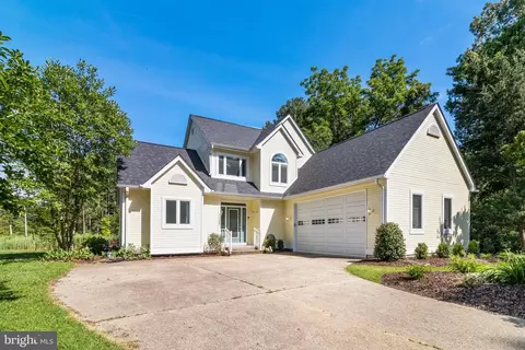 Exterior - 11702 Wollaston Cir, Swan Point, MD 20645 photo 8 of 11