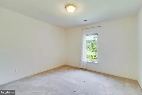 Bedroom - 11702 Wollaston Cir, Swan Point, MD 20645 photo 2 of 3