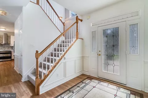 Entry Way - 11702 Wollaston Cir, Swan Point, MD 20645 photo 3 of 10