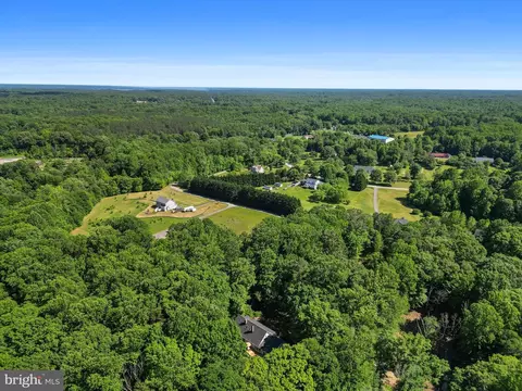 16122 Murphy Pl, Hughesville, MD 20637