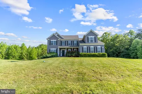 13873 Bluestone Ct, Hughesville, MD 20637