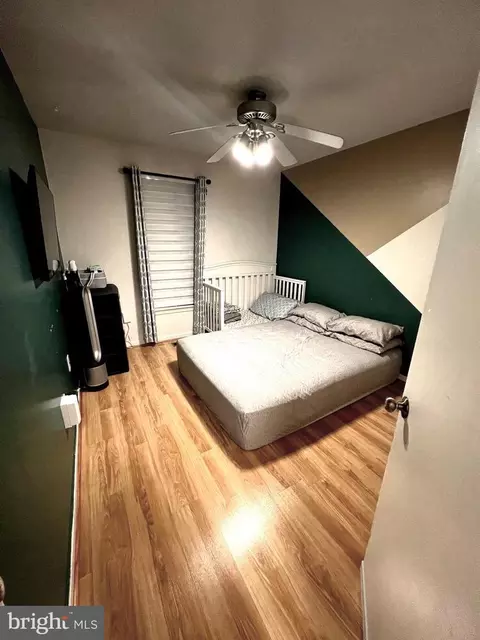 Bedroom - 11203 C Barnswallow Pl, Waldorf, MD 20603 photo 6 of 6