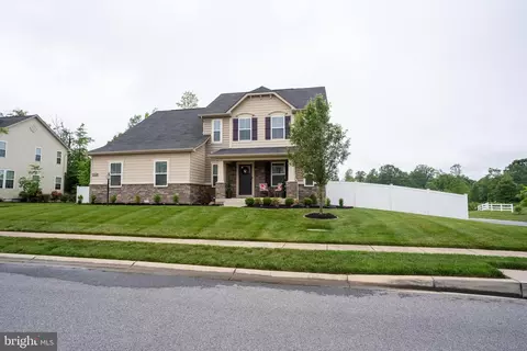 2841 Sweetbay St, Waldorf, MD 20603