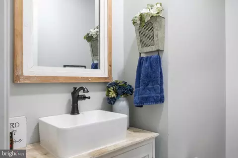 Entry Way - 7680 Logging Ln, Indian Head, MD 20640 photo 1 of 2