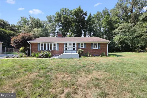 4265 Hawthorne Rd, Indian Head, MD 20640