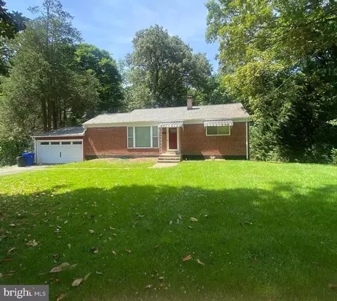 6330 Green Meadows Ct, Indian Head, MD 20640