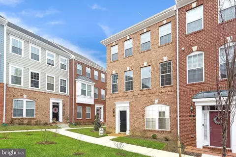 317 Buckeye Cir, La Plata, MD 20646