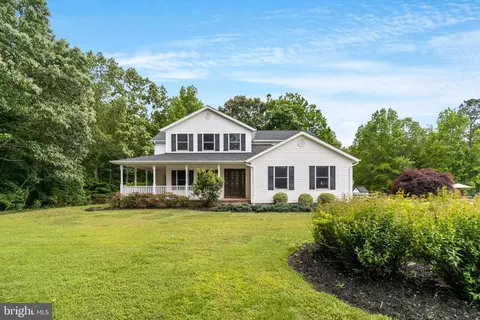 11995 Provident Dr, La Plata, MD 20646