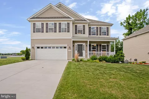 204 Laurelwood Ct, La Plata, MD 20646