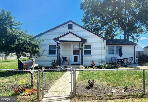 2 Elder Pl, Indian Head, MD 20640
