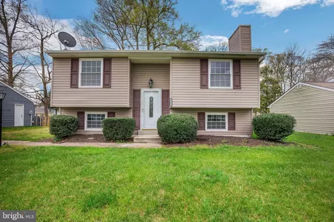 2153 Freemantle Ct, Waldorf, MD 20602
