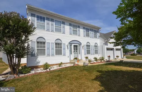 11665 Cygnet Dr, Waldorf, MD 20601