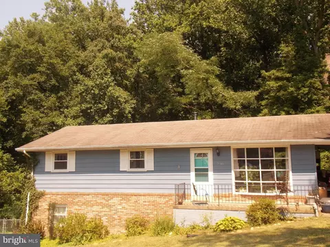 7918 Wicker Ln, La Plata, MD 20646