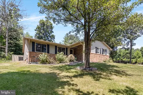 401 Butternut Ct, La Plata, MD 20646