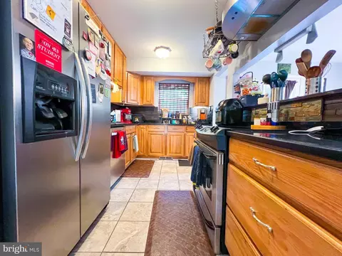 Kitchen - 2000 All Hallows Ct, Waldorf, MD 20602 photo 1 of 9