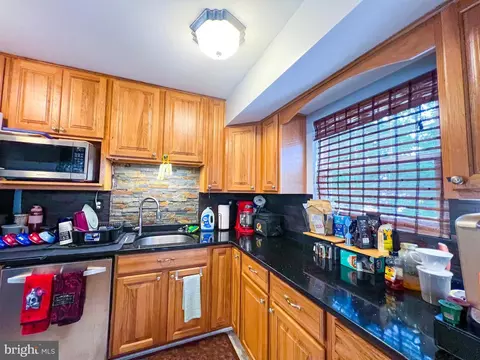 Kitchen - 2000 All Hallows Ct, Waldorf, MD 20602 photo 5 of 9