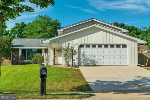 2418 Pinefield Rd, Waldorf, MD 20601
