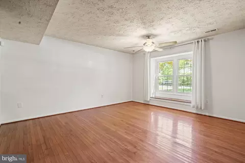 3869 Pine Cone Cir, Waldorf, MD 20602 photo 6