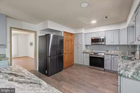 3869 Pine Cone Cir, Waldorf, MD 20602 photo 26