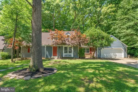3869 Pine Cone Cir, Waldorf, MD 20602 photo 2