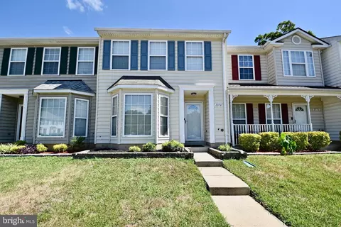 2374 Hazelwood Ct, Waldorf, MD 20601