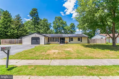 2647 Pinewood Dr, Waldorf, MD 20601