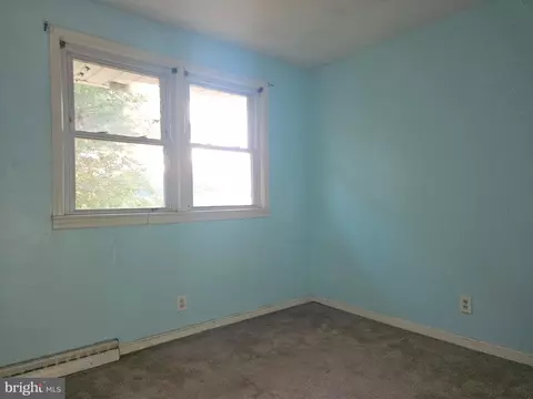 Bedroom - 7255 Benedict Ave, Benedict, MD 20612 photo 3 of 3