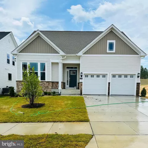 10559 Blackwater St, White Plains, MD 20695