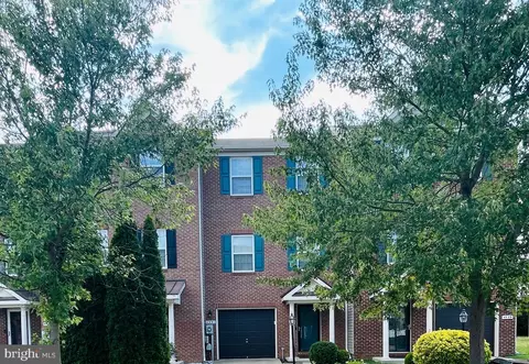 4991 Oyster Reef Pl, Waldorf, MD 20602