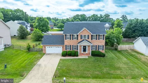 2828 Cornflower Ln, Waldorf, MD 20603