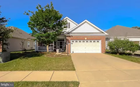11245 Yellowstone Ct, White Plains, MD 20695