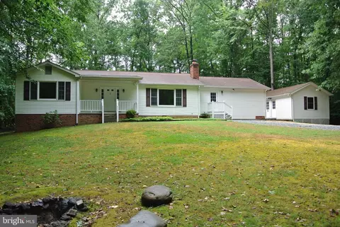 9483 Canary Dr, Bel Alton, MD 20611