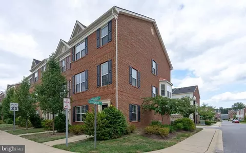 2866 Hedgerow Pl, Bryans Road, MD 20616