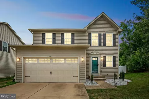 5090 Royal Birkdale Ave, Waldorf, MD 20602