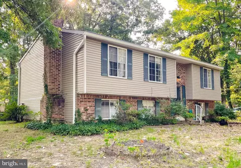 3166 King Ct, Waldorf, MD 20602