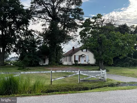 16173 Cobb Island Rd, Newburg, MD 20664