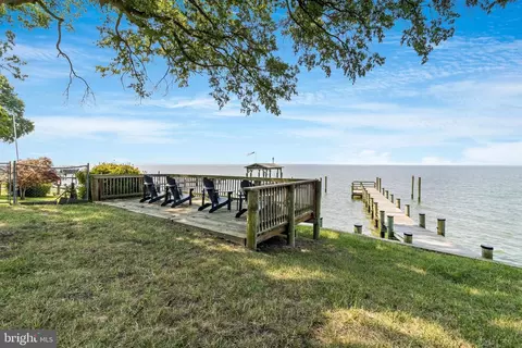14981 Potomac River Dr, Cobb Island, MD 20625