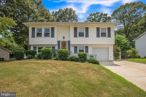1166 Harvard Rd, Waldorf, MD 20602